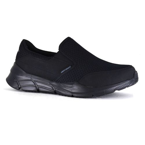 Champion Deportivo Skechers Relaxed Fit Equalizer 4.0 Persisting Horma Ancha All Black