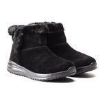 BOTACASUALSKECHERSONTHEGOSTELLARCOZYSTEPBLACK