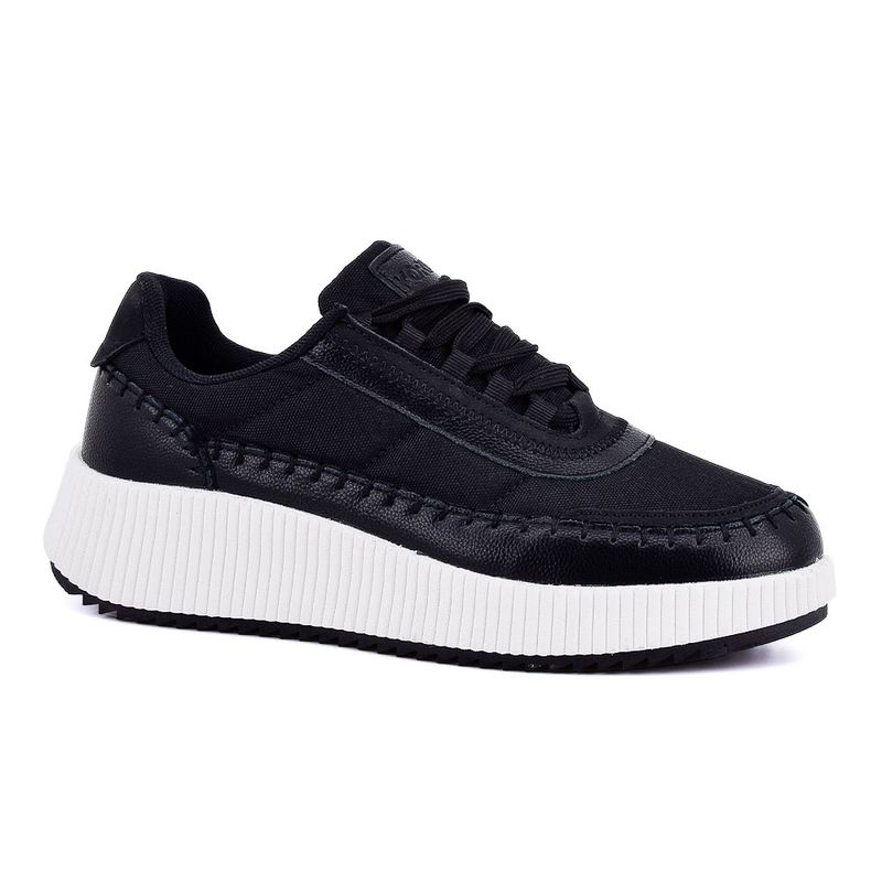 CHAMPIONSNEAKERKORIUMMILA