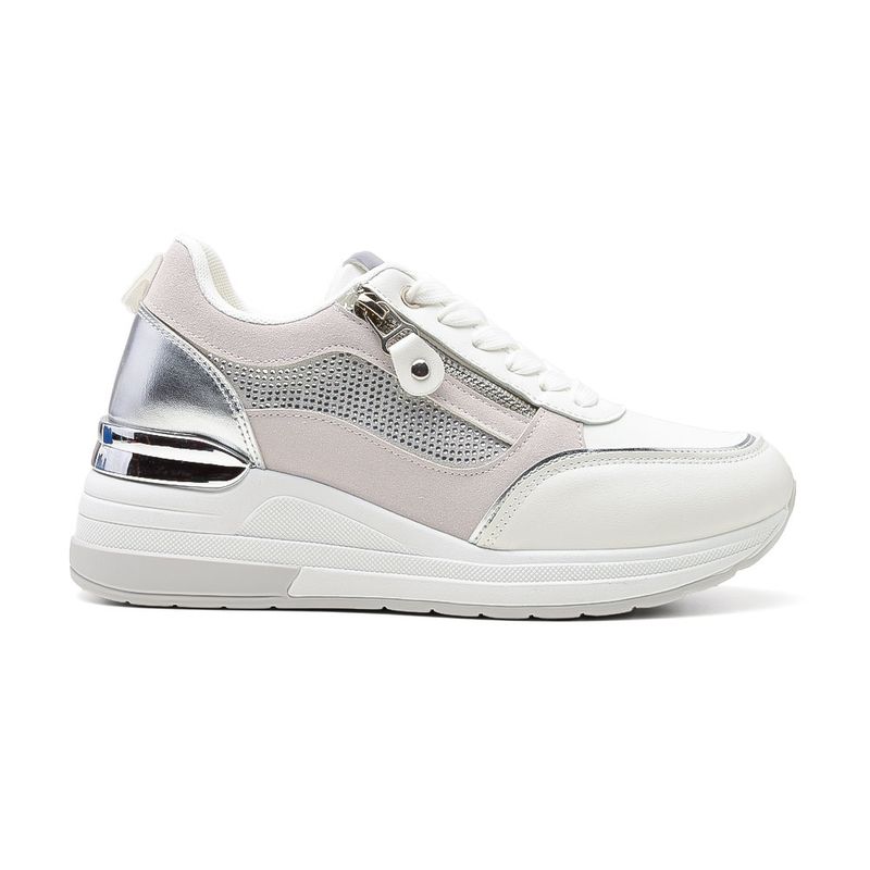 CHAMPIONSNEAKERKORIUMALASKA