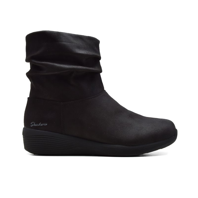 BOTACAUALSKECHERSARYAFASHIONISTABLACK