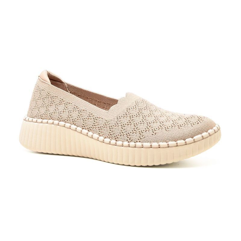ZAPATOCASUALSKECHERSWILSHIREBLVD